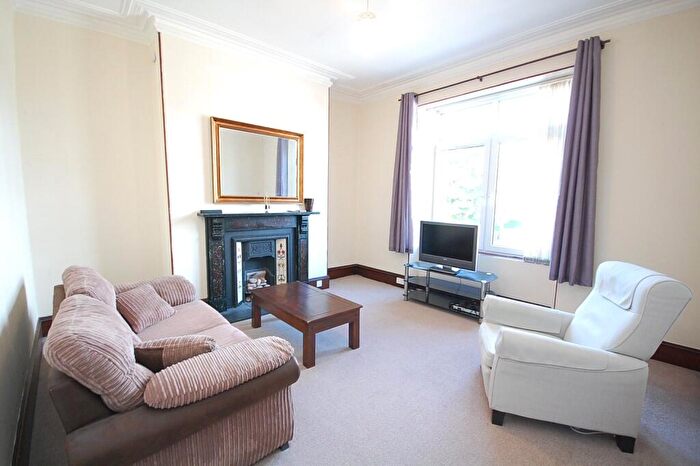 2 Bedroom Flat To Rent In Great Northern Road, Aberdeen, AB24