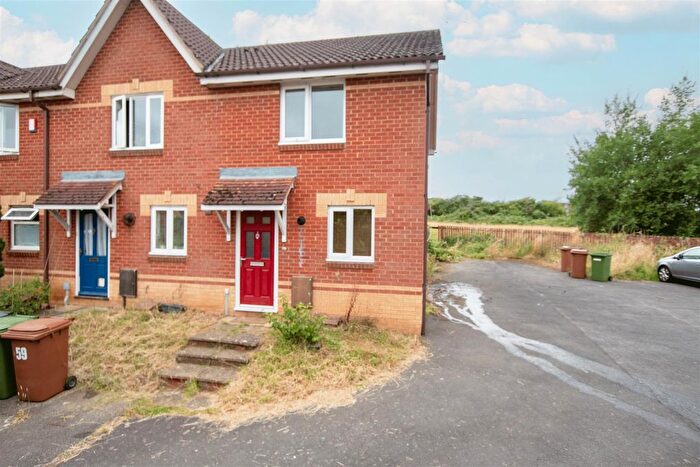 2 Bedroom End Of Terrace House To Rent In Duke Street, Wellingborough, NN8