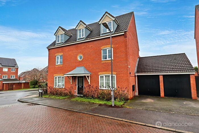 5 Bedroom Detached House For Sale In Salvia Way, Bedworth, CV12