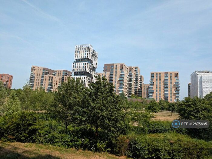 3 Bedroom Flat To Rent In Merlin Court, London, SE3