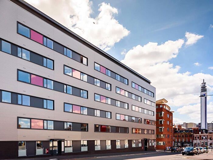 2 Bedroom Apartment To Rent In Honduras Wharf, Summer Lane, Birmingham, B19