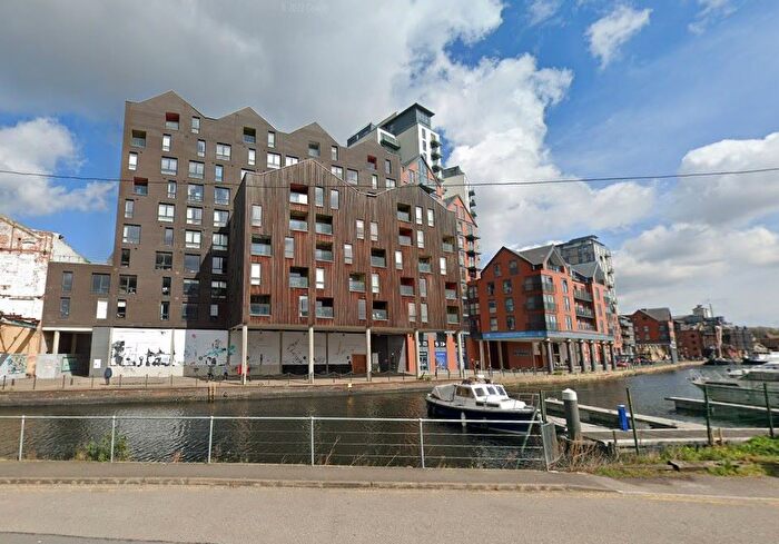 2 Bedroom Flat For Sale In Quayside, The Mill, College Street, Ipswich, Suffolk, IP4