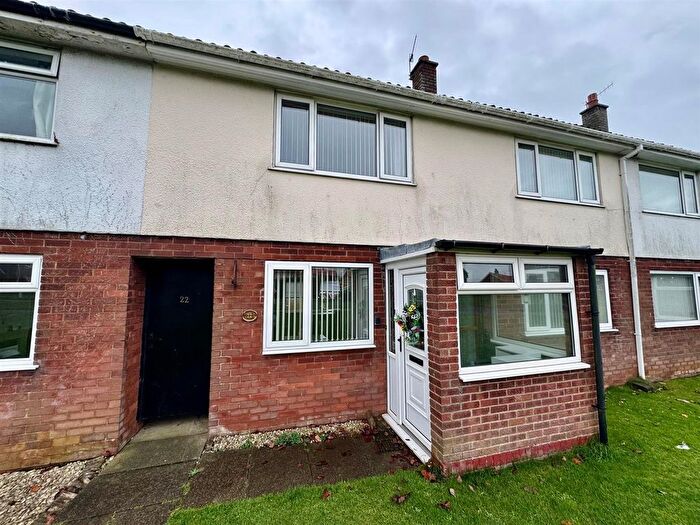 3 Bedroom Terraced House For Sale In Eastway, Eastfield, Scarborough, YO11