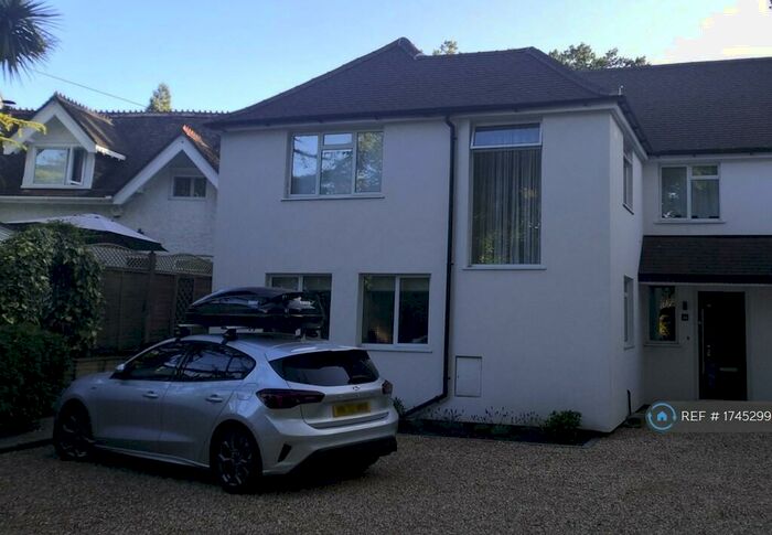 4 Bedroom Semi-Detached House To Rent In Park Road, Woking, GU22