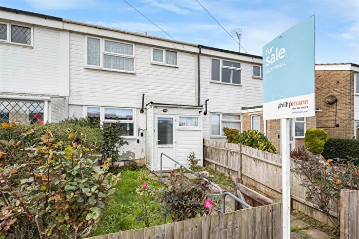 2 Bedroom Terraced House For Sale In Downland Avenue, Peacehaven, BN10