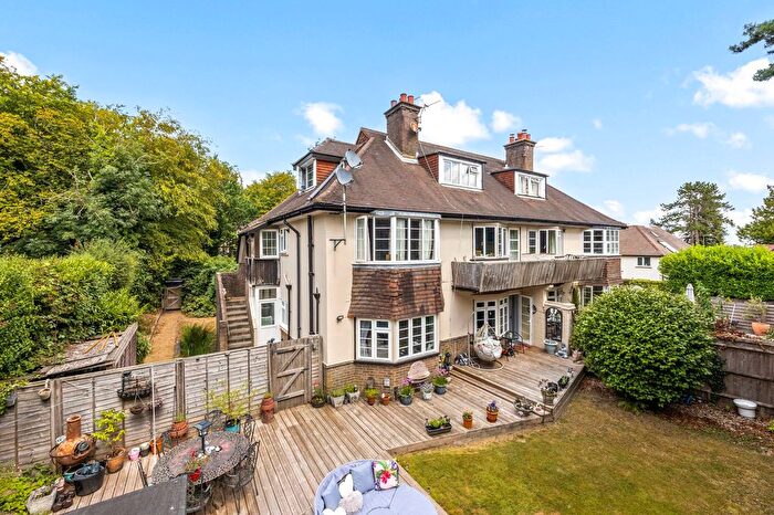 2 Bedroom Maisonette For Sale In Church Road, Croft Lodge Church Road, TN6