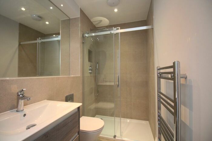 1 Bedroom Apartment To Rent In West Street, Maidenhead, Berkshire, SL6