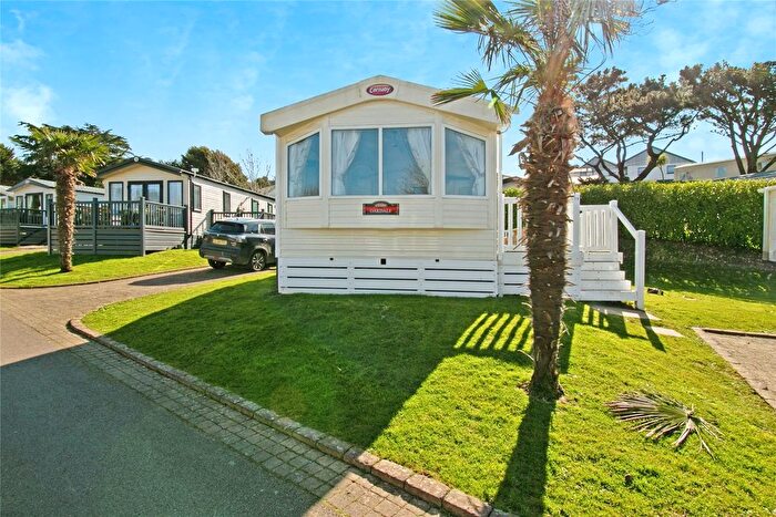3 Bedroom Property For Sale In The Dunes, Praa Sands, Penzance, Cornwall, TR20