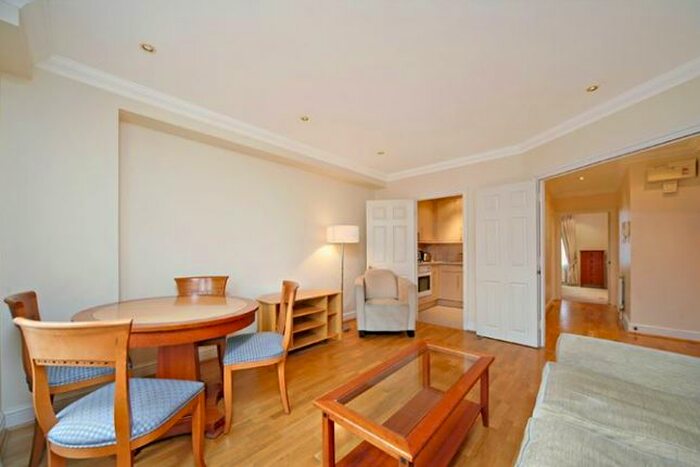 2 Bedroom Flat To Rent In Chagford Street, Marylebone, London NW1
