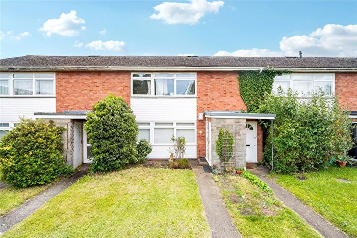 2 Bedroom Flat To Rent In Nursery Close, Headington, OX3