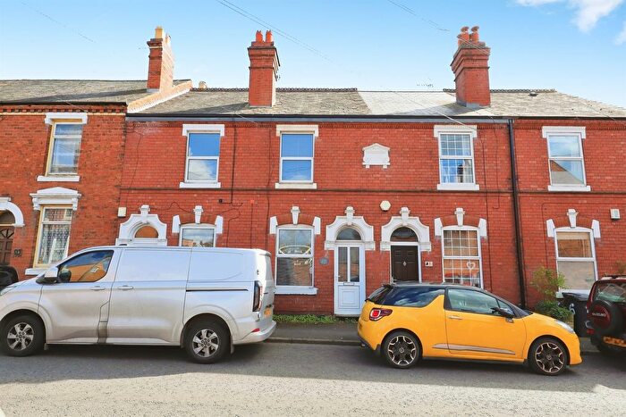 3 Bedroom Terraced House For Sale In Castle Road, Kidderminster, DY11