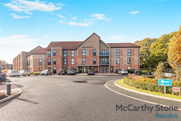 1 Bedroom Flat For Sale In Deans Park Court, Kingsway, Stafford, Staffordshire, ST16