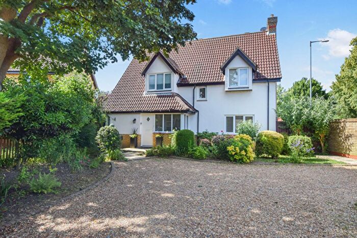 4 Bedroom Detached House For Sale In Tawny Crescent, Hartford, PE29