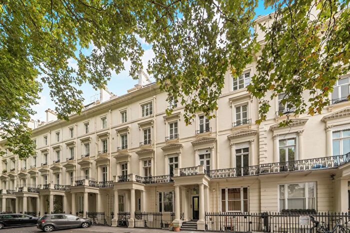 1 Bedroom Flat For Sale In Westbourne Terrace, Hyde Park, W2