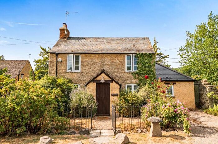 3 Bedroom Detached House For Sale In Old Minster Lovell, Minster Lovell, OX29