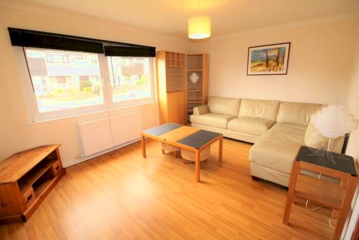 2 Bedroom Maisonette To Rent In Rowan Road, Aberdeen, AB16