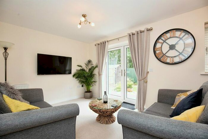 2 Bedroom Semi-Detached House For Sale In Yeats Road, Stratford-Upon-Avon, CV37