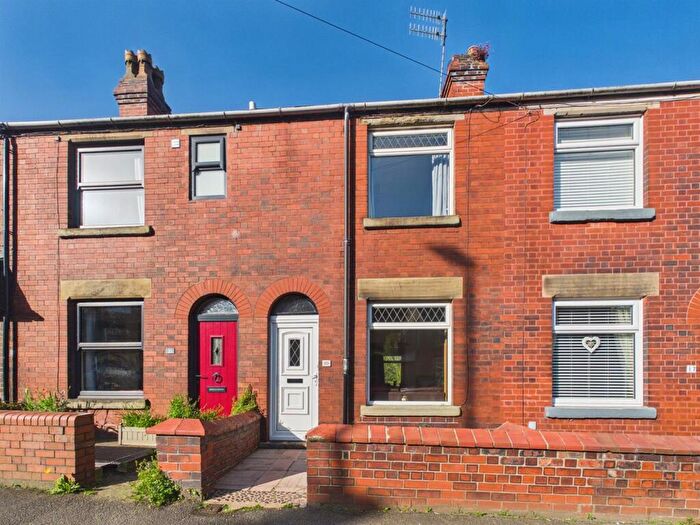 2 Bedroom Terraced House For Sale In Chapel Road, Whaley Bridge, High Peak, SK23
