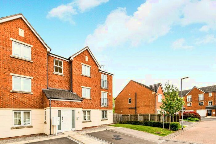 2 Bedroom Apartment To Rent In Ainsley View, Leeds, West Yorkshire, LS14