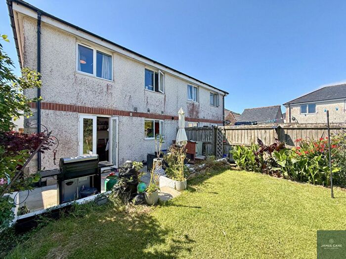 4 Bedroom Semi Detached House For Sale In Townsend Street, Truro, TR1