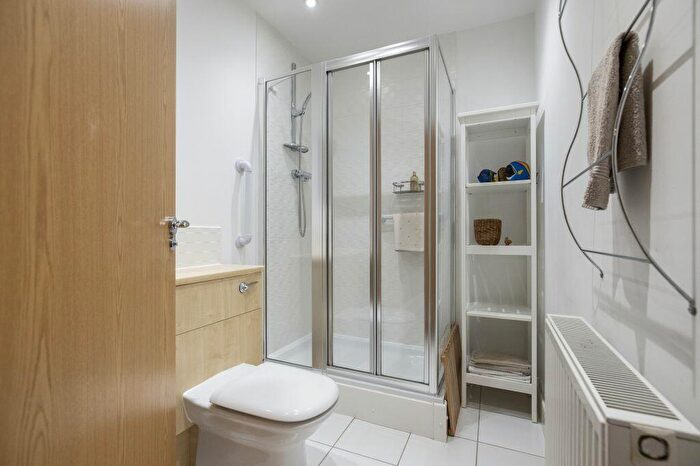 2 Bedroom Flat For Sale In (flat ), Barnton Grove, Barnton, Edinburgh, EH4