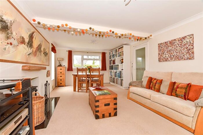 2 Bedroom Detached Bungalow For Sale In Pond Rise, West Chiltington, West Sussex, RH20