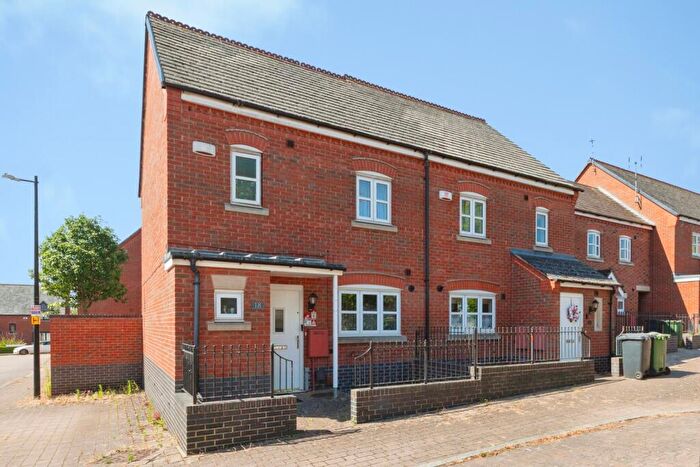 3 Bedroom Semi Detached House For Sale In Little Connery Leys, Birstall, Leicester, Leicestershire, LE4