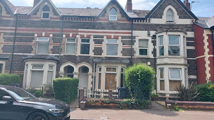 3 Bedroom Flat To Rent In Romilly Crescent, Canton, Cardiff, CF11