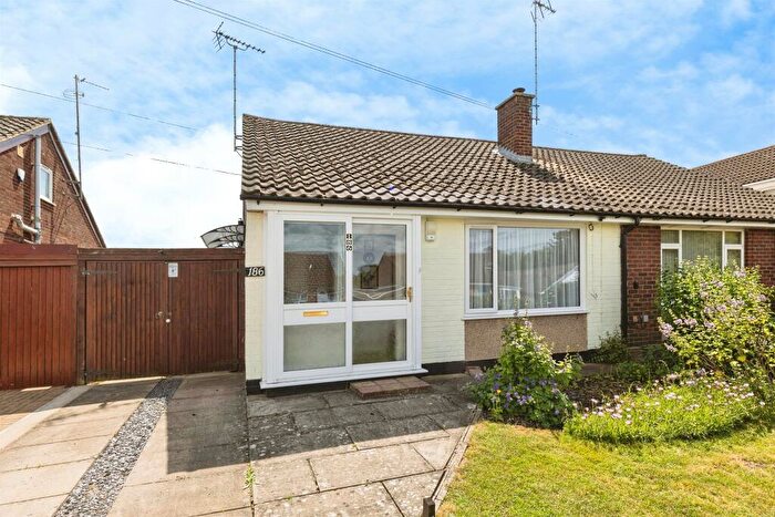 2 Bedroom Semi-Detached Bungalow For Sale In Broughton Avenue, Broughton Pastures, Aylesbury, HP20