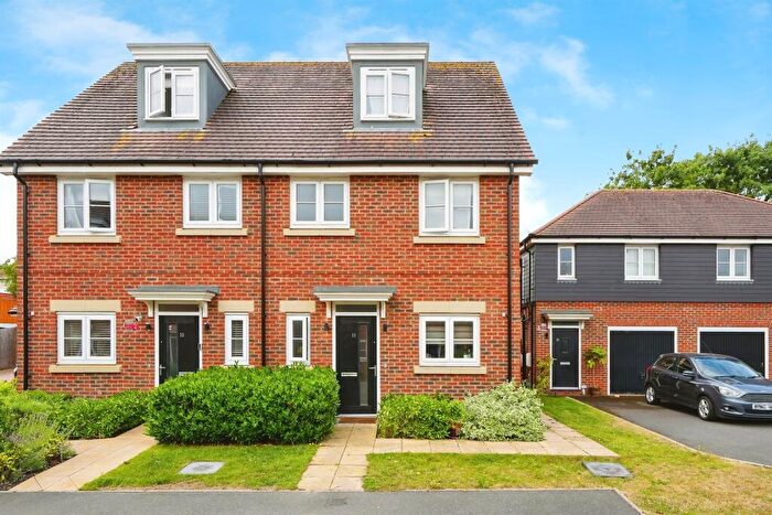 4 Bedroom Semi-Detached House For Sale In Turner View, Headington, Oxford, OX3