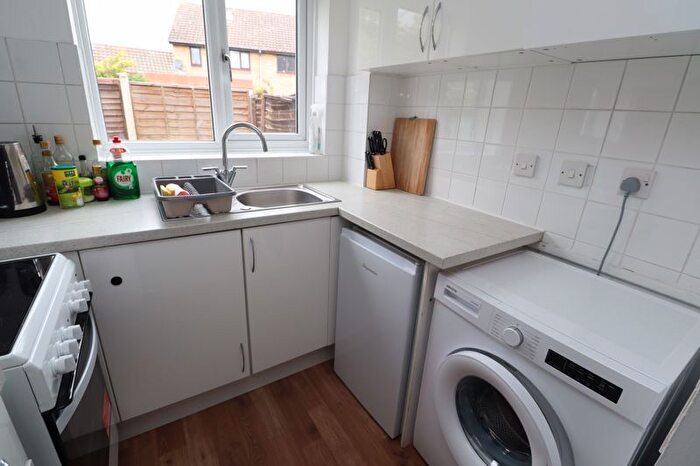 1 Bedroom Detached House To Rent In Langdale Drive, Highwoods, CO4