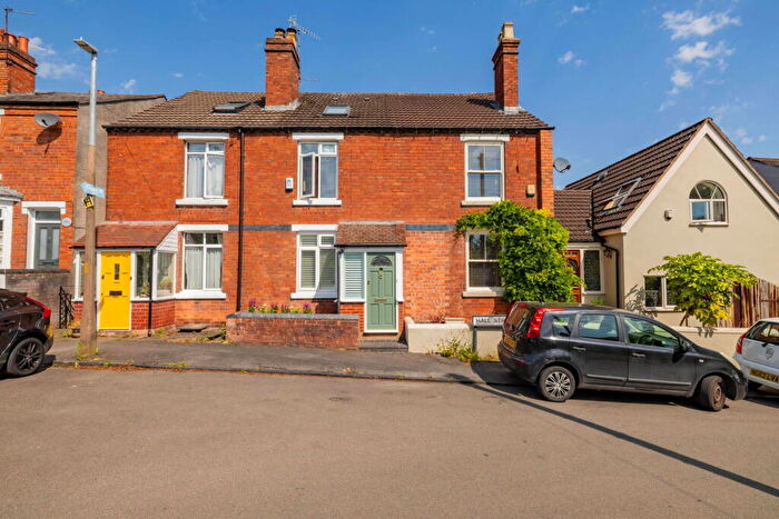 3 Bedroom Semi Detached House For Sale In Hall Street, Oldswinford, Stourbridge, DY8