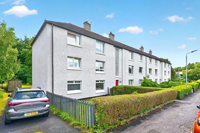 2 Bedroom Flat For Sale In Woodfarm Road, Thornliebank, Glasgow, G46