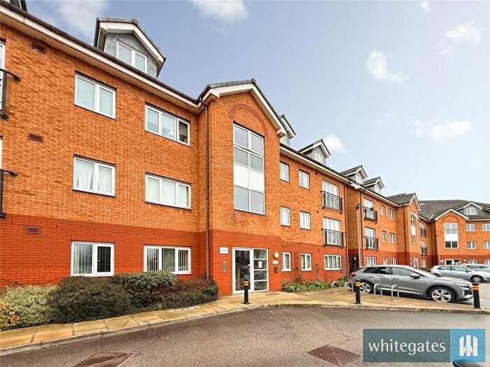 2 Bedroom Apartment For Sale In Taylforth Close, Liverpool, Merseyside, L9