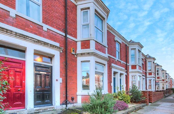 2 Bedroom Flat For Sale In Bayswater Road, Jesmond, Newcastle Upon Tyne, NE2