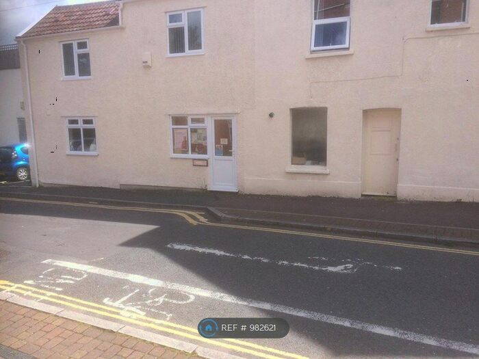 1 Bedroom Flat To Rent In London Street, Kingswood BS15