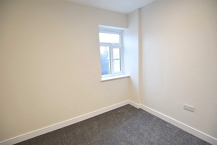 4 Bedroom Town House To Rent In Kingsway, Cleethorpes, DN35