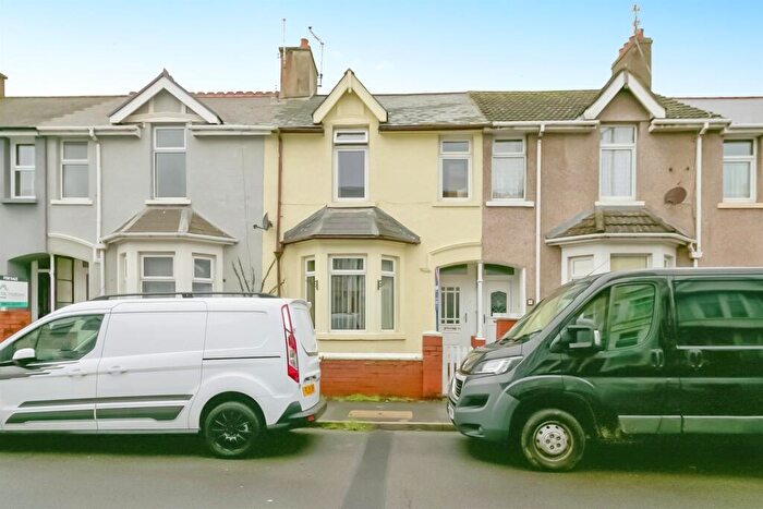 4 Bedroom Terraced House For Sale In Suffolk Place, Porthcawl, CF36