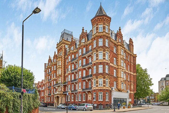 4 Bedroom Flat To Rent In Earls Court Square, SW5
