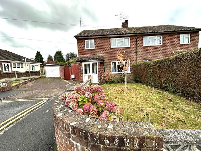 3 Bedroom Semi-Detached House To Rent In Cobham Close, Canterbury, CT1