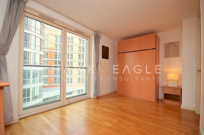 Studio To Rent In New Providence Wharf, Fairmont Avenue, London, E14