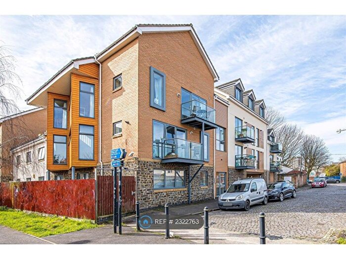 2 Bedroom Flat To Rent In City Space, Bristol, BS2