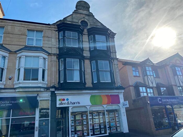 4 Bedroom Flat To Rent In Stanwell Road, Penarth, CF64