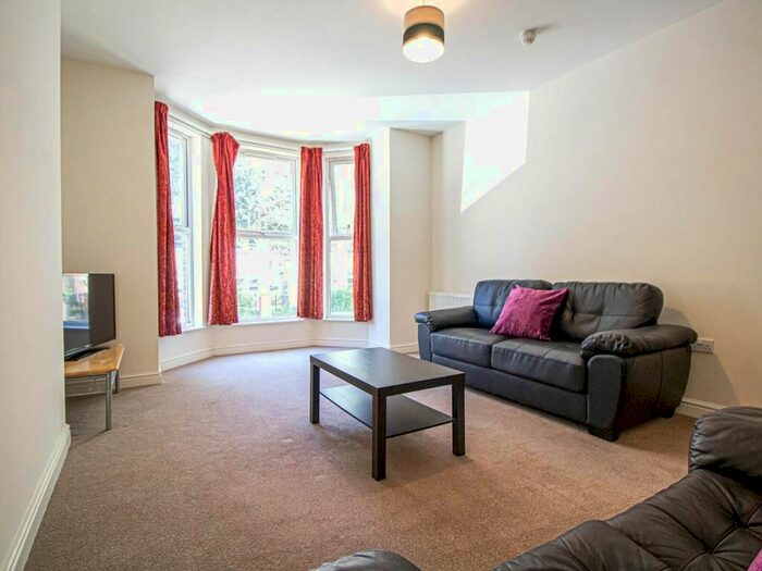 4 Bedroom Terraced House To Rent In Swedenborg Gardens, London, E1