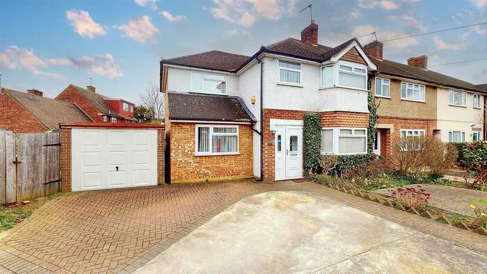 5 Bedroom Property To Rent In Grove Crescent, Feltham, TW13