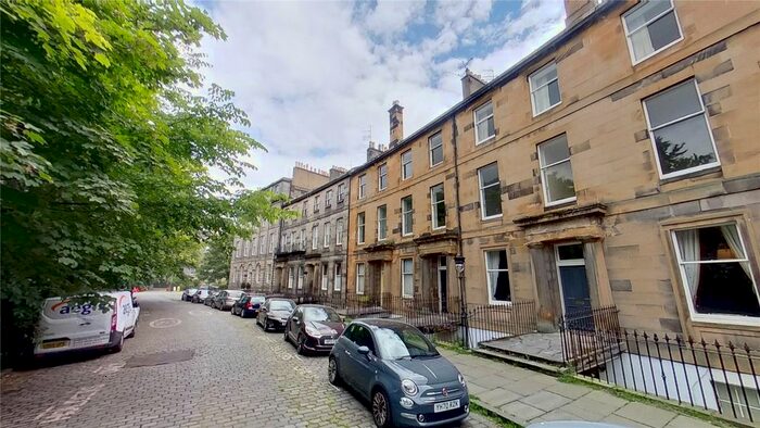 4 Bedroom Flat To Rent In Royal Crescent, Edinburgh, Midlothian, EH3