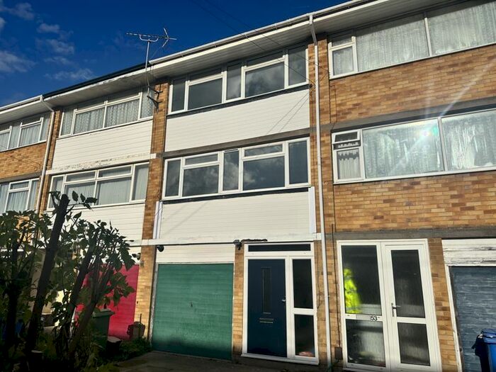 3 Bedroom Property To Rent In Millfield, Sittingbourne, ME10