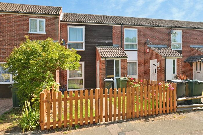 2 Bedroom Terraced House For Sale In Baileys Field, Ashford, TN23