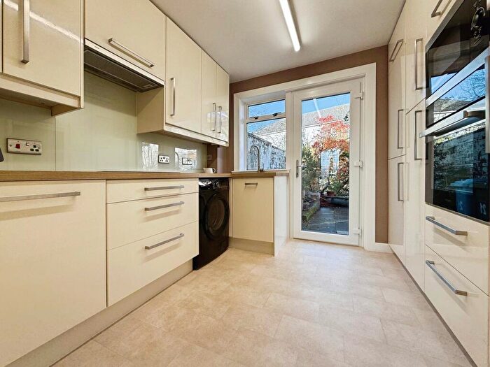 3 Bedroom End Of Terrace House For Sale In Saskatoon Place, Westwood, East Kilbride, G75