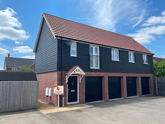 2 Bedroom Detached House For Sale In Willow Court, Cowbit, PE12